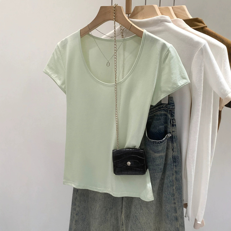 Korean-Style U-Neck Short-Sleeve T-Shirt for Women, Summer 2026 New Model, Simple Solid Color, Versatile, Loose Fit, Slimming, Beautiful Top Korean-Style U-Neck Short-Sleeve T-Shirt for Women, Summer 2026 New Model, Simple Solid Color, Versatile, Loose Fit, Slimming, Beautiful Top