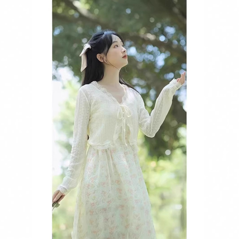 Extra Large Size 150kg Fairy-Style Sun-Protective Cardigan for Women, Summer Thin Short Outerwear with a Small Shawl to Pair with a Slip Dress