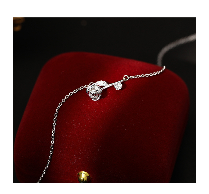 2g Weight Lobster Trigger Clasp Closure Clasp Closure Type 925 Sterling Silver Pendant Material Pendant Necklace Classification 925 sterling silver Chain Material cable chain Chain Type 1 Piece Quantity Casual, Holiday Occasion 925 Sterling Silver Material Rose Pattern All Seasons Season Women's Gender Elegant, Simple Style Style 1 Piece 925 Sterling Silver Rose 925 Sterling Silver Cable Chain Pendant Necklace 1