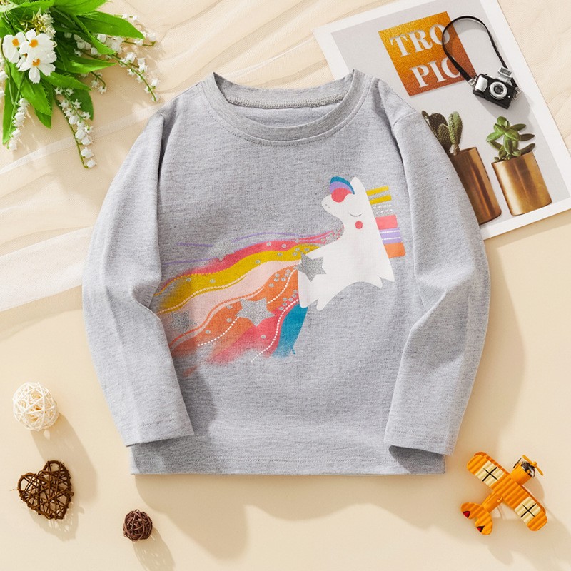 Camisetas de manga larga de estilo europeo y americano para niños y niños pequeños con patrones de dibujos animados, jerseys de cuello redondo y tops para bebés de otoño e invierno.