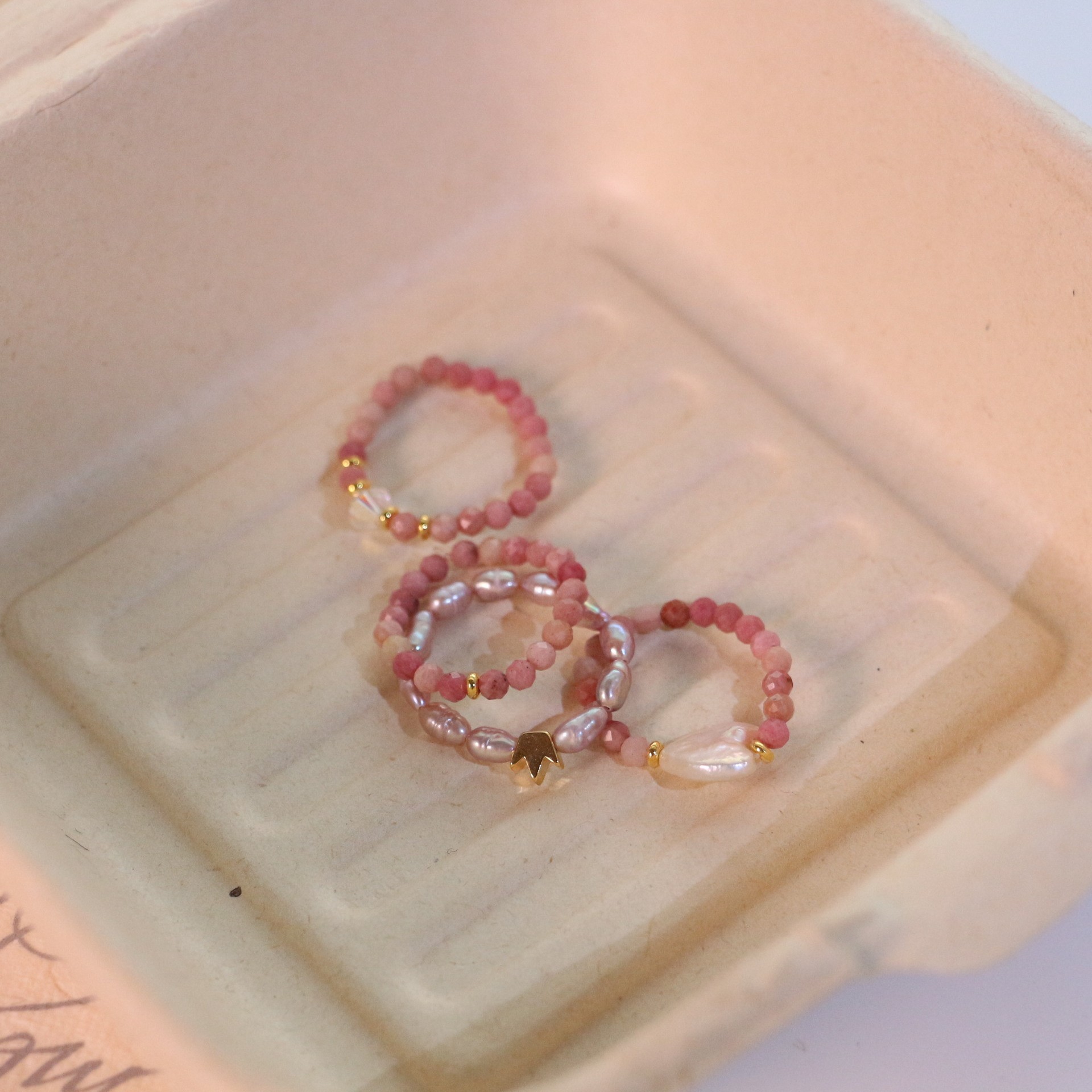 Natural Crystal And Gemstone Jewelry Brings Luck, Conveying Warmth, Clarity And Gentle Positive Energy, Making Every Day Feel Peaceful And Grounded. P_voghion.com