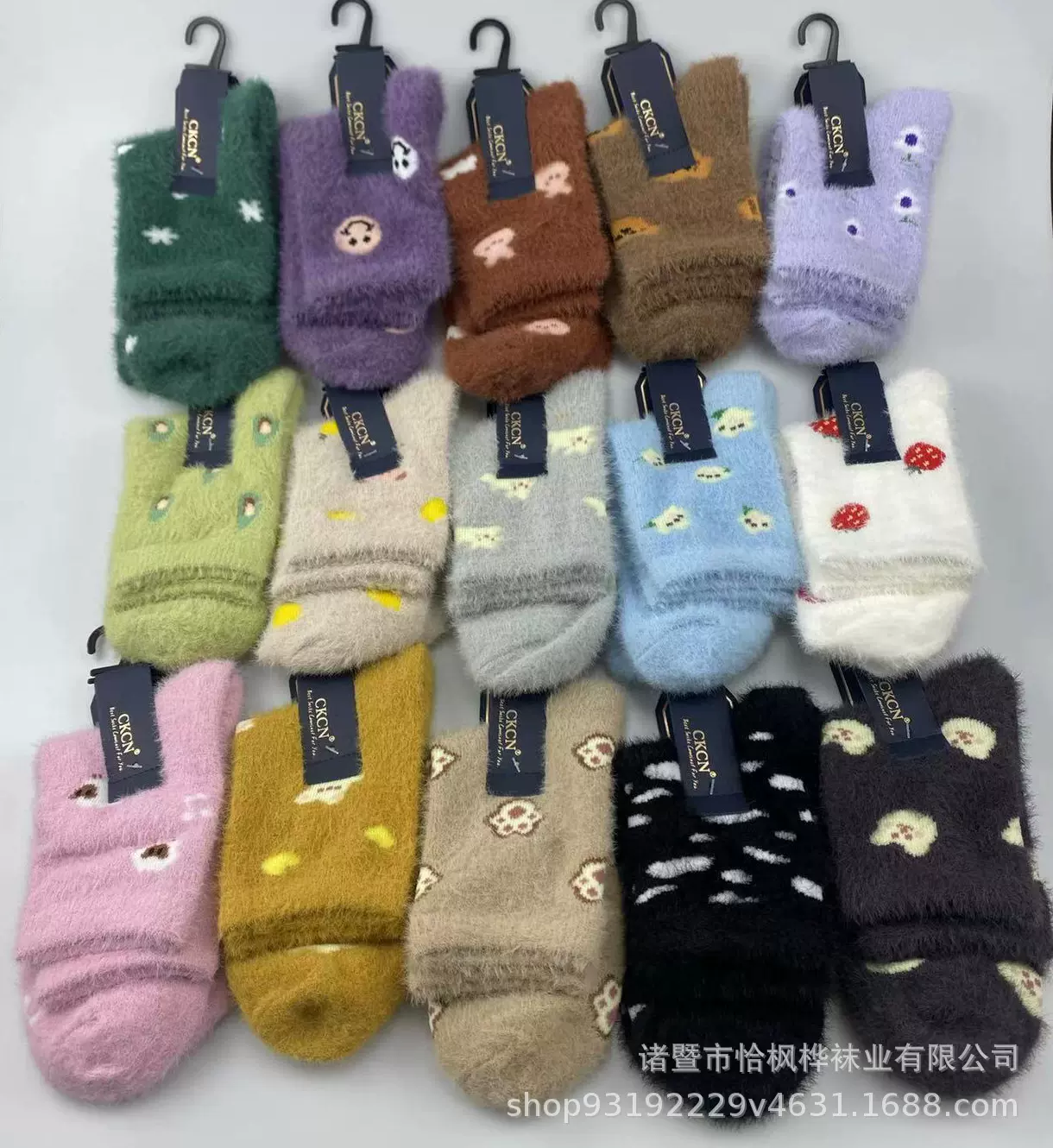 批发水貂绒雪地袜女秋冬加绒加厚中筒袜卡通保暖地板袜月子羊毛袜