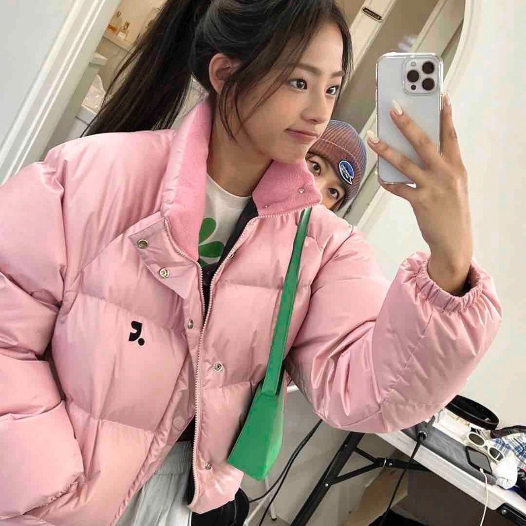 민지와 같은 한국 트렌디 브랜드 Rest&Recreation 쇼트 90 화이트 덕 다운 다운 재킷 여성 겨울