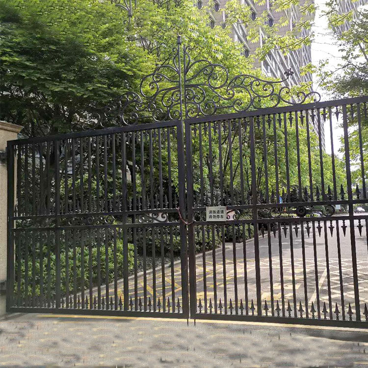 Customized Wrought Iron Gate for Community Entrance, Welded Iron Gate for Factory, Remote-Controlled Iron Gate, Wrought Iron Double Door