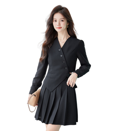 Gray long-sleeved vest for women spring and autumn new style high-end temperament goddess style waist slimming pleated skirt suit