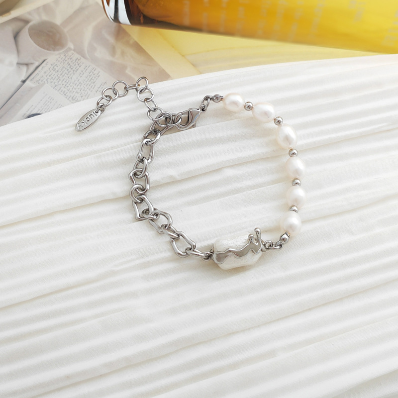 Fashion Irregular Copper Patchwork Pearl Bracelets 1 Piece