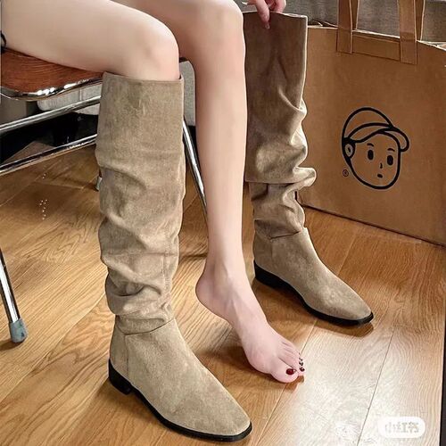 Knee-high boots for girls, suitable for autumn and winter of 2024, new style, thick-heeled, high-top, pointed toe, fashionable, Western cowboy boots.
