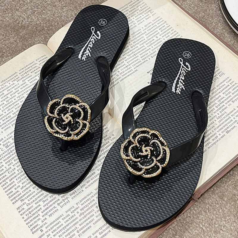 Трансграничные 2024 летние новые шлепанцы Camellia, женская верхняя одежда, Нескользящие пляжные шлепанцы на плоской подошве в Корейском стиле