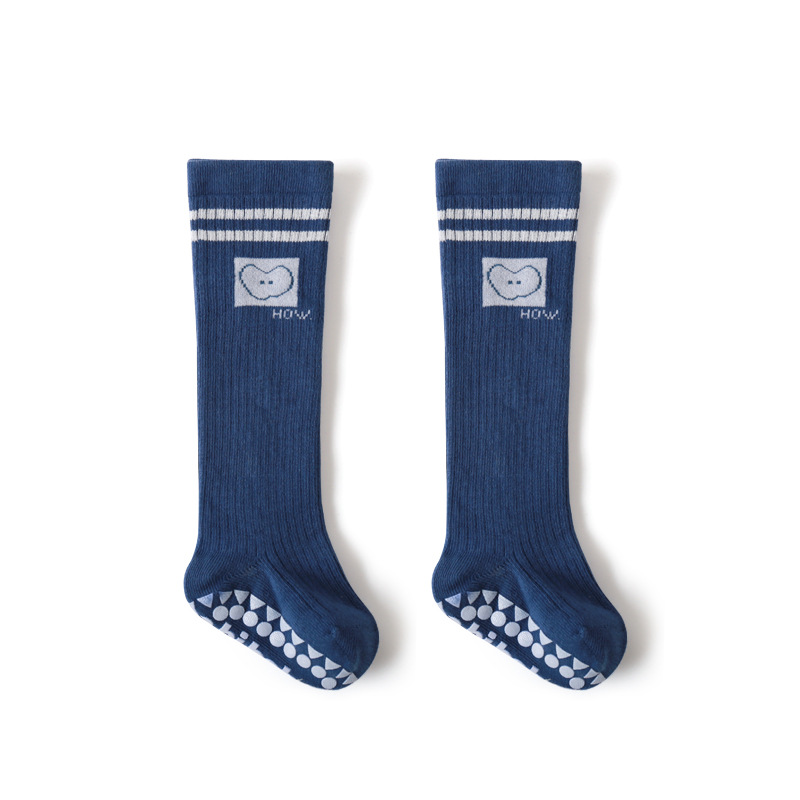 Calcetines para bebés otoño y invierno nuevos productos de dibujos animados lindos calcetines de caucho inferior completo para recién nacidos anti-deslizante calcetines para niños pequeños