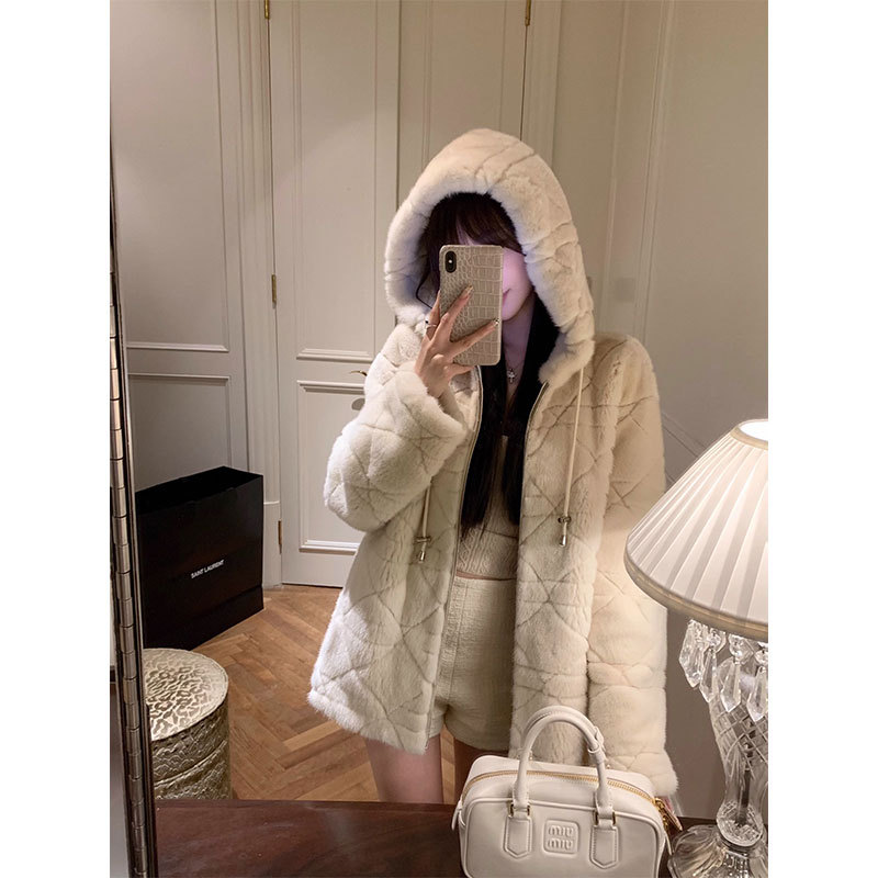 CHICYOU Lux Series Hooded 100 Danish Velvet Mink All-match Slim Fur Coat Women