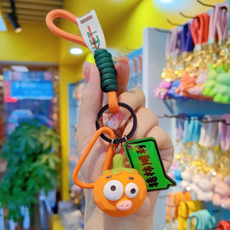 Llavero de muñeca de frutas y verduras de dibujos animados creativos pareja lindo bolso colgante llavero de coche regalo de Yiwu