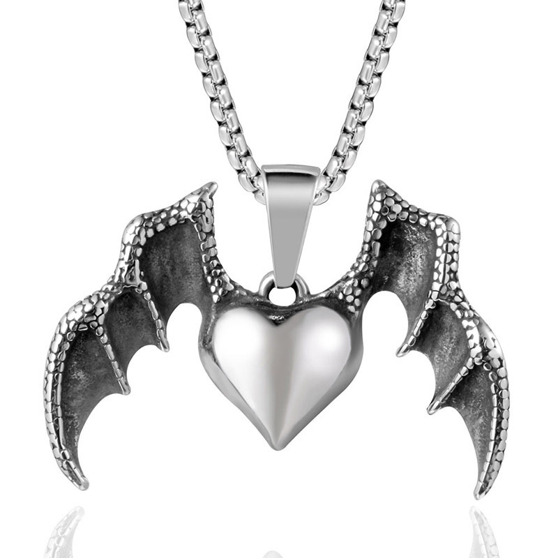 Fashionable retro necklace