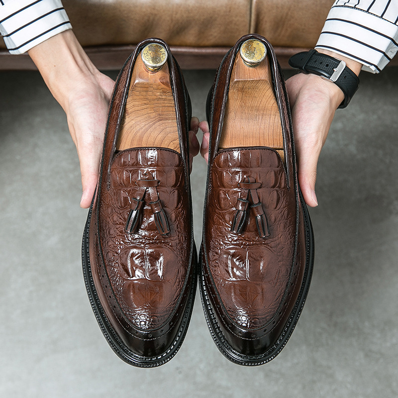2024 primavera y otoño zapatos de cuero de negocios de tamaño grande para hombres zapatos de moda Lefour zapatos de hombre zapatos perezosos zapatos de cuero