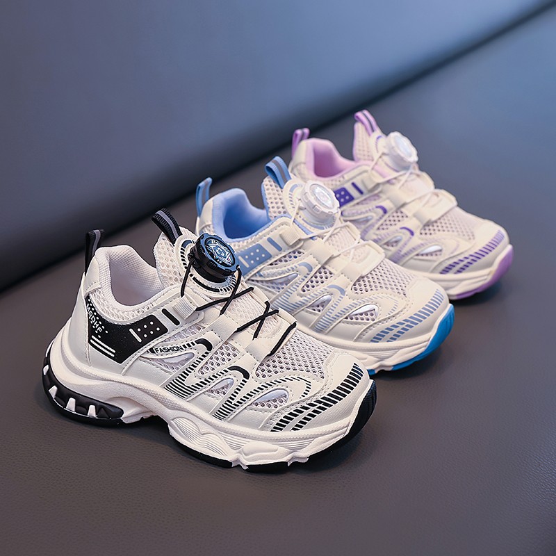 Zapatos deportivos para niños 2026 verano nuevo estilo de moda para niñas zapatos casuales de niños zapatos deportivos de correr de malla