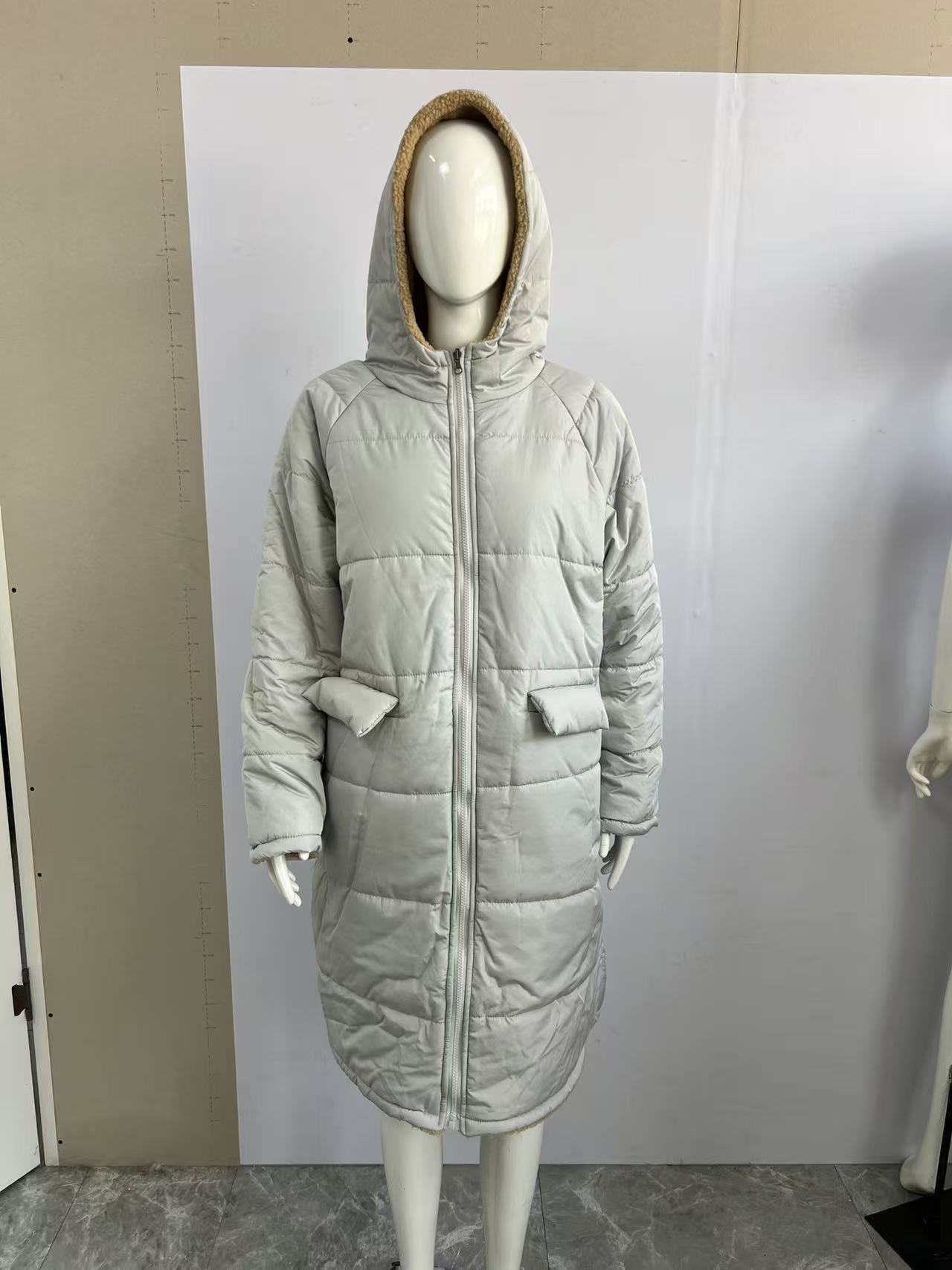 2023 Amazon europea y americana de color sólido con capucha de algodón acolchado chaqueta de manga larga de doble cara desgaste Delgado temperamento Chaqueta de punto superior image 12