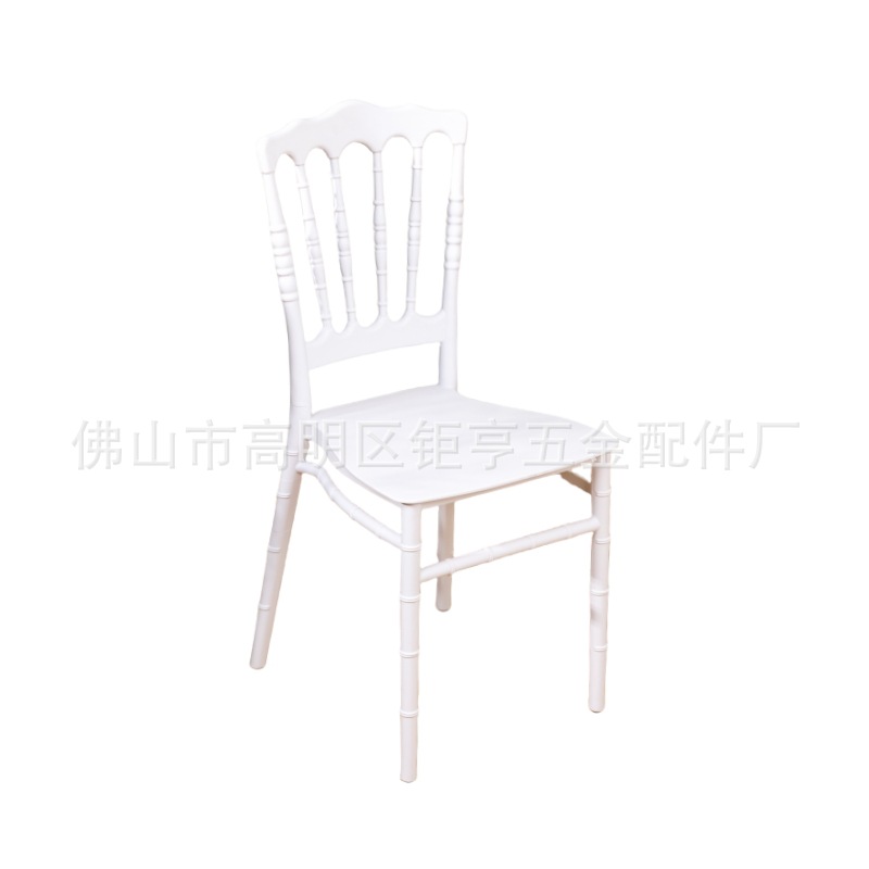 Silla nórdica de plástico PP con aspecto de bambú, silla tipo castillo, silla para bodas, hoteles, banquetes, negociaciones al aire libre, fabricante mayorista, moderna y ecológica.