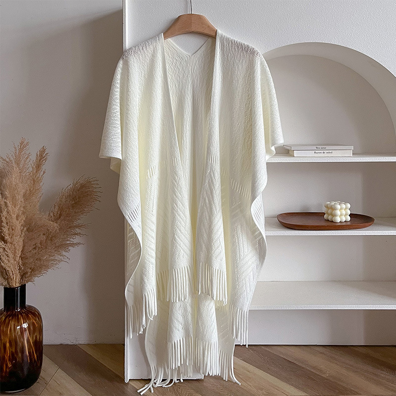 Women's Gender Women's Elegant Simple Style Solid Color Cotton Polyester Tassel Shawl