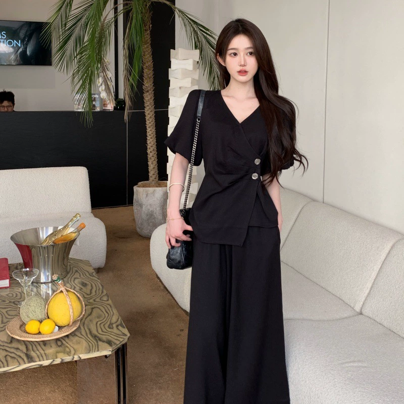 Модный и элегантный летний костюм для женщин больших размеров, топ в стиле Хепберн, облегающие широкие брюки, комплект из двух предметов для полных женщин.