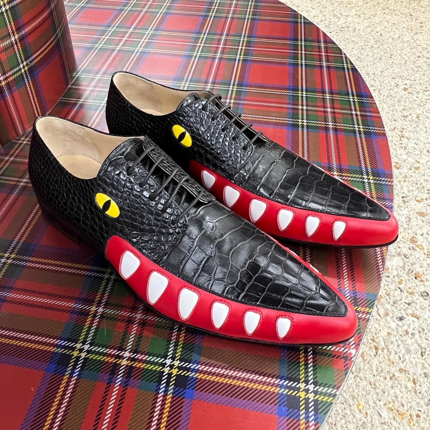 men's black loafers pointed-toe flat for leisure