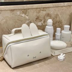 ファッションはウサギのかわいい形のハンドバッグの女の子の化粧袋のファッションの多機能の携帯しています。