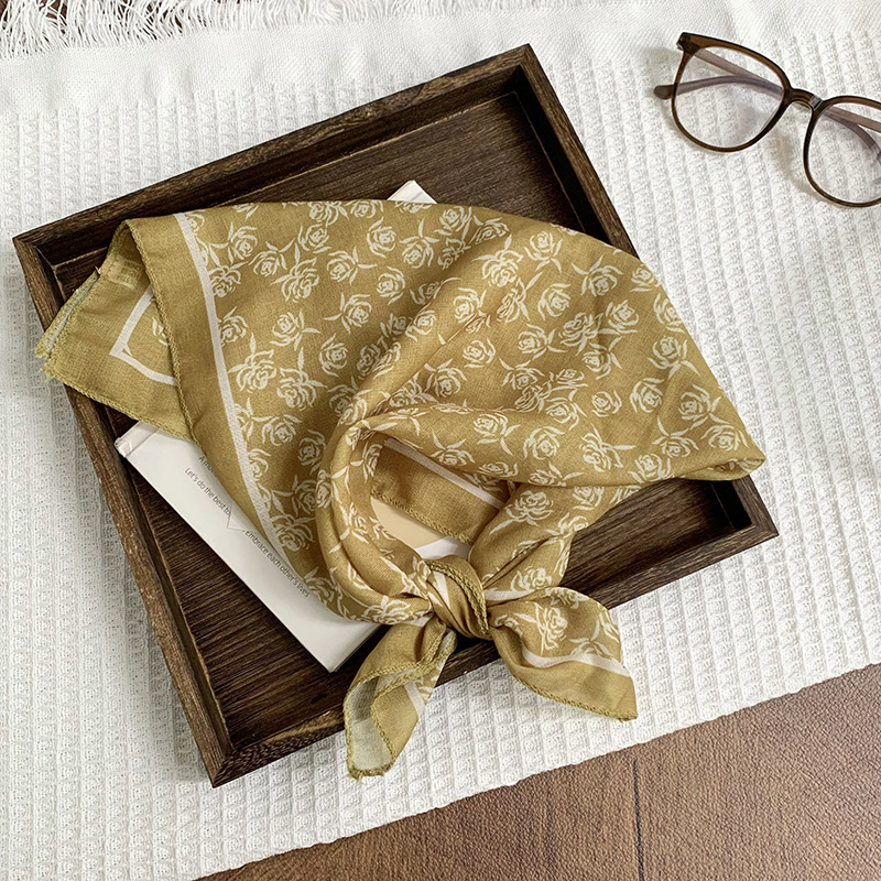 55 bufanda de seda de algodón y lino, bufanda cuadrada pequeña con cuello, nuevo estilo, bufanda de temperamento de todo fósforo literario coreano, bufanda, diadema pastoral femenina de verano