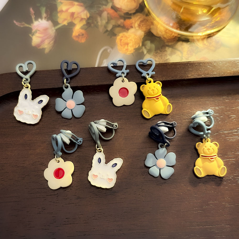 Clips de oreja de conejo de oso vidriado coreano sin orejas perforadas e indoloras pendientes de flores de alta calidad Accesorios de oreja frescos simples para mujer