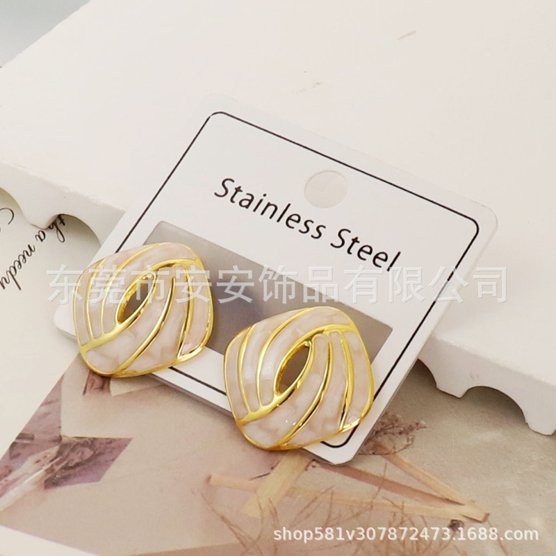 跨境轻奢高级感不锈钢方形白色滴釉爱心耳环女小巧精致时尚耳钉|undefined