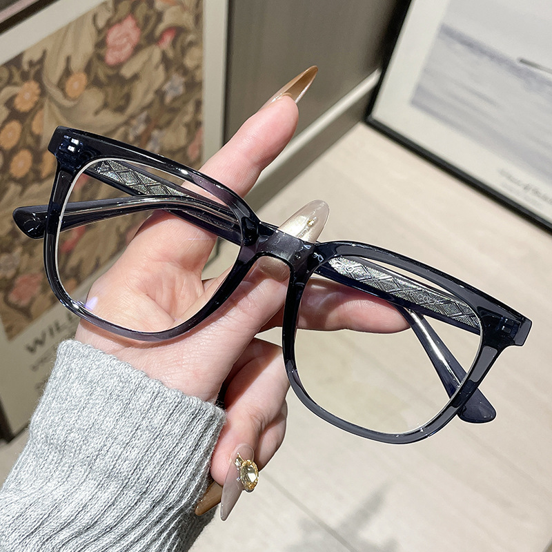 2026TR米钉眼镜网红同款框架时尚百搭防蓝光平光镜可配有度数