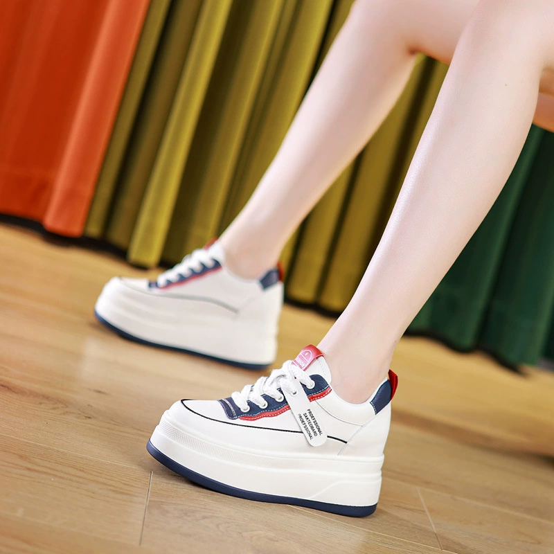 Новые женские туфли на танкетке весна 2025: белые, повседневные, увеличивающие рост, на толстой подошве, легкие