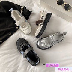 韓国のバレエの靴の小さい衆のマジックテープの機能のメアリー珍の靴の女性の2025新型のカジュアルな本革の厚い底の靴