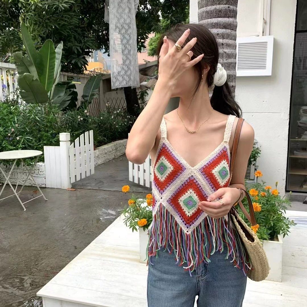 Новый праздничный стиль без рукавов, полая внутренняя вязаная камзол, женская летняя верхняя одежда, дизайнерский нишевый Топ для горячих девушек