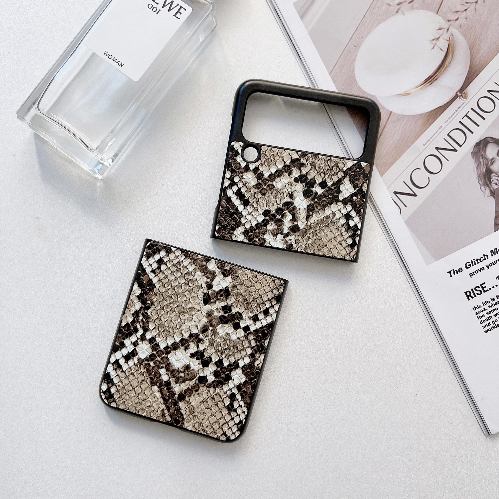 Classic Snake Pattern Hard Phone Case For Samsung Z Flip 3_voghion.com