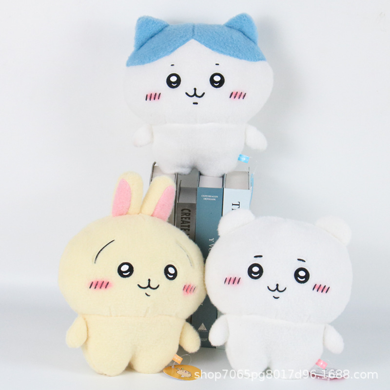 日本のchiiawaのペンダントの小さい八烏サキの吉伊の周辺のぬいぐるみの公仔のカバンのキーホルダーは飾ります。