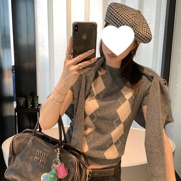 13-Year-Old Girl's Diamond-Patterned Knit Sweater Short-Sleeve Cardigan Two-Piece Set with Contrasting Color Round Neck Regular Shoulder Top