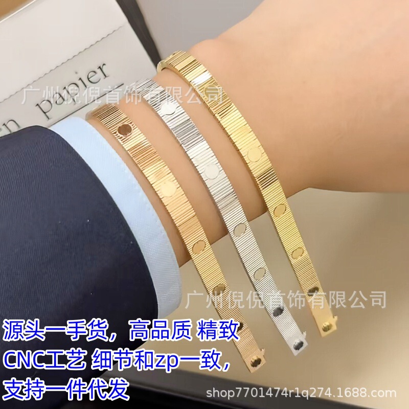 Cross-Border High-End Threaded Stripe Bracelet 18K Rose Gold Love Cross Elastic Clasp Endless Love Bracelet Cross-Border High-End Threaded Stripe Bracelet 18K Rose Gold Love Cross Elastic Clasp Endless Love Bracelet