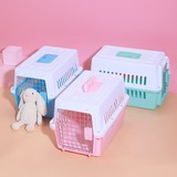 Кошки выходят с ручными мешками, ящик для домашних животных, портативные автомобильные машины, средняя и маленькая коробочка для собак.