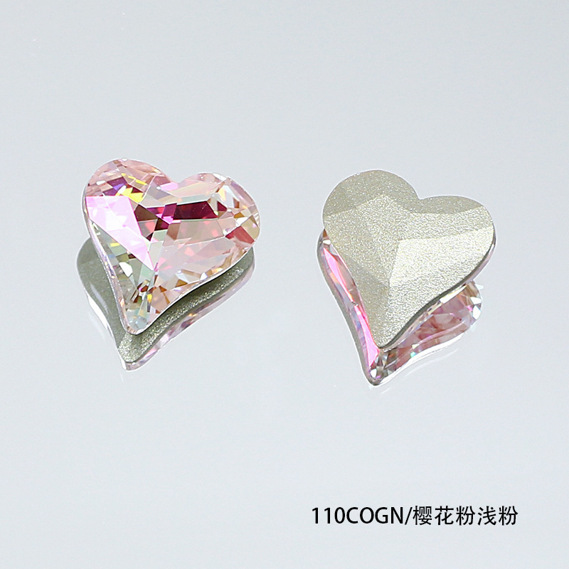 東州クリスタル 8*9 ミリメートル新しい小さな斜めハート型の輝くネイルアートダイヤモンド高品質 K9 ガラスダイヤモンド模造ファーザー DIY ジュエリーアクセサリー|undefined
