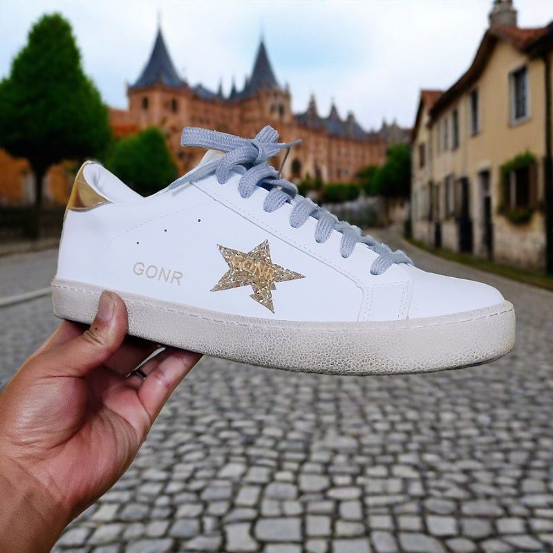 Plantillas desodorantes de cuero genuino, auténticos zapatos retro para parejas, estilo Harajuku, versátiles para fotografía callejera, diseño de estrella, talla grande 44, zapatos pequeños con efecto sucio, zapatillas blancas.