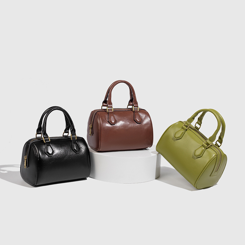 2025 Urban Casual Style Bag Fashionable and Exquisite Handbag Retro High-Quality Texture Crossbody Bag