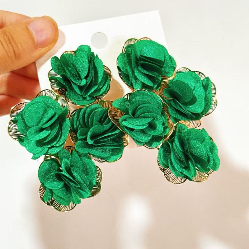新款布艺彩色花朵耳环 手工四朵花金属耳坠网纱雪纺花瓣耳饰跨境|undefined