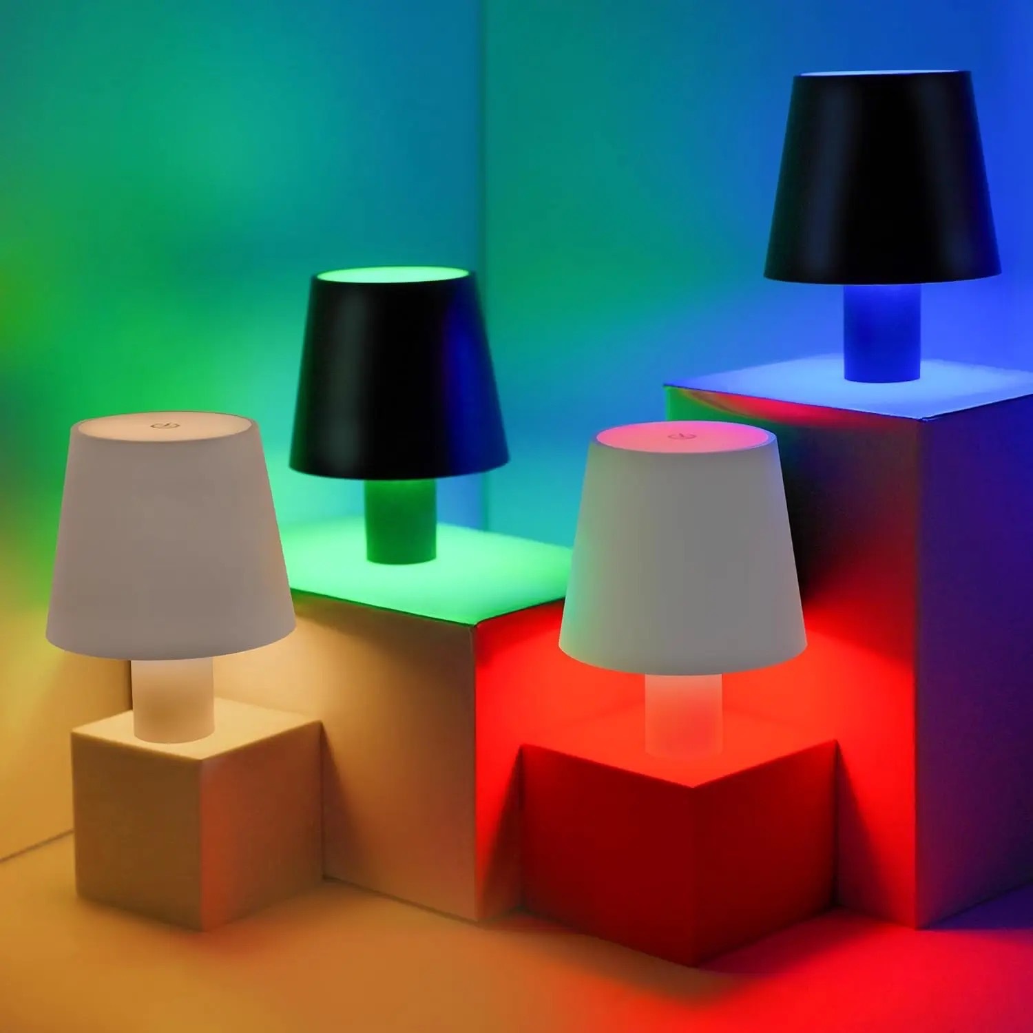 Lámpara de mesa de botella de vino led transfronteriza barra de limpieza RGB decoración de mesa de restaurante con incrustaciones luz de noche luz de barra de vino puntiaguda