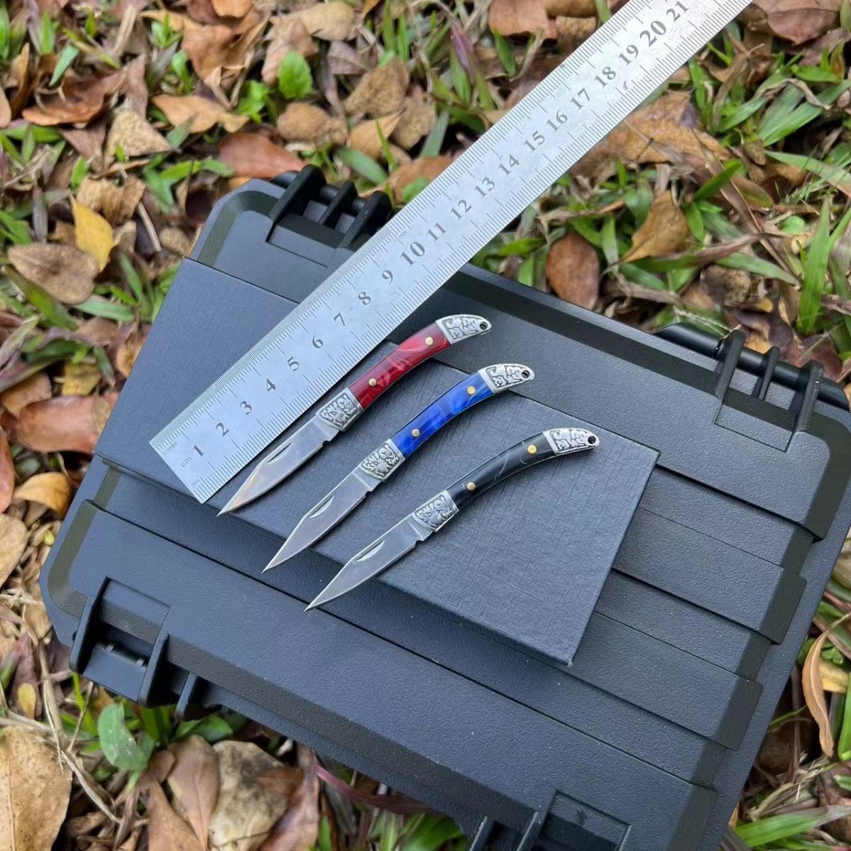 迷你小刀折刀户外刀具野外求生刀折叠刀户外高硬度随身刀多功能刀