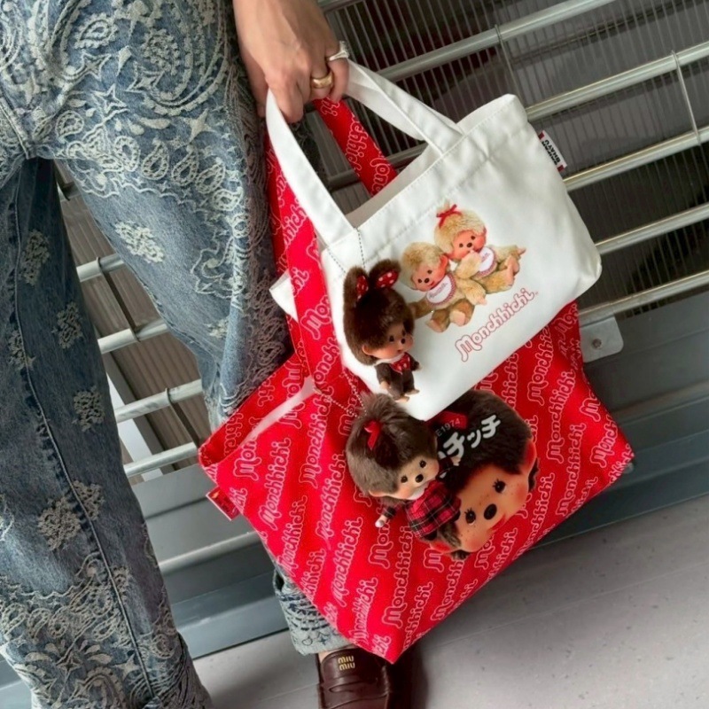 现货泰系卡通蒙奇奇帆布手提包休闲百搭手提包大容量托特包妈咪包