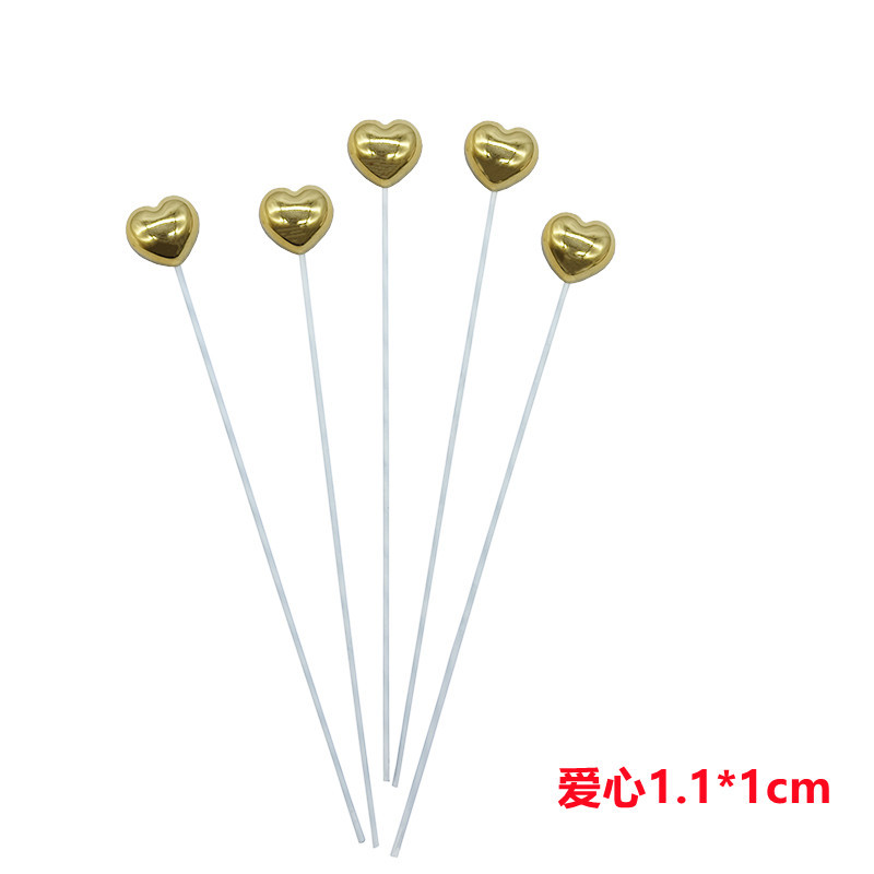 金色立体小爱心.jpg