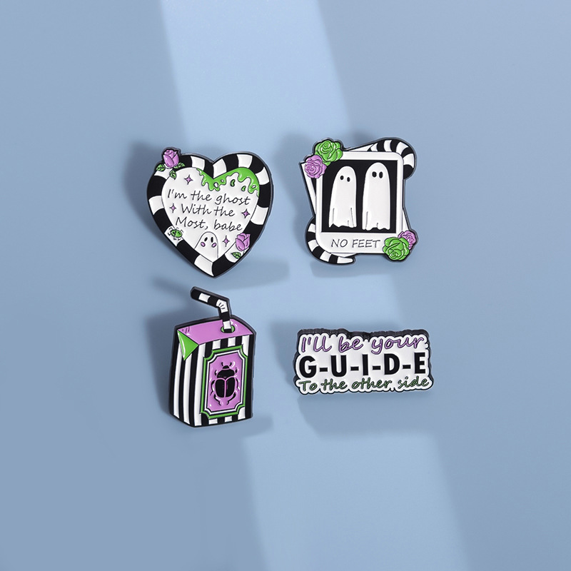 small design creative universal brooch with letters