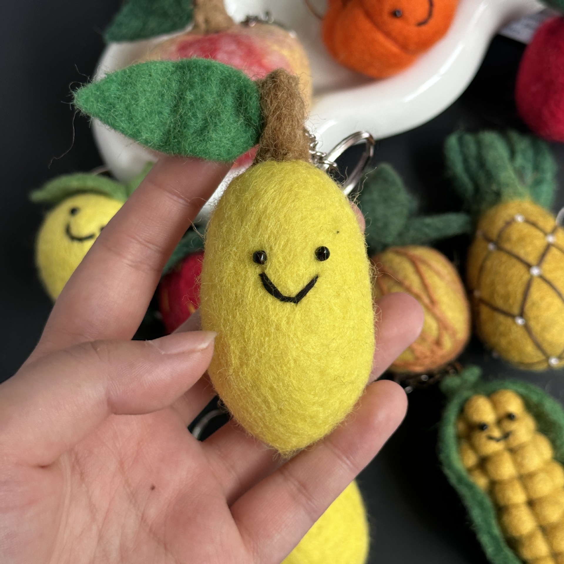 100g Weight Bag Pendant, Keychain Classification 1 Piece Quantity Holiday, Daily Occasion wool felt Material Fruit, Vegetable Pattern Cute Style 1 Piece Cute Fruit Vegetable Wool Felt Bag Pendant Keychain 13