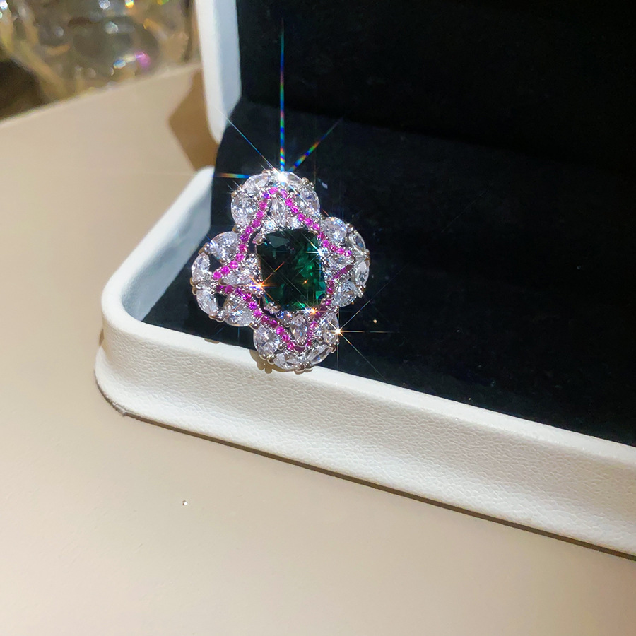 Agujas de plata de diamante cuadrado diamante pernos de aretes de temperamento dulce aretes de aretes de lujo ligero de alta calidad conjunto de joyas exquisitas