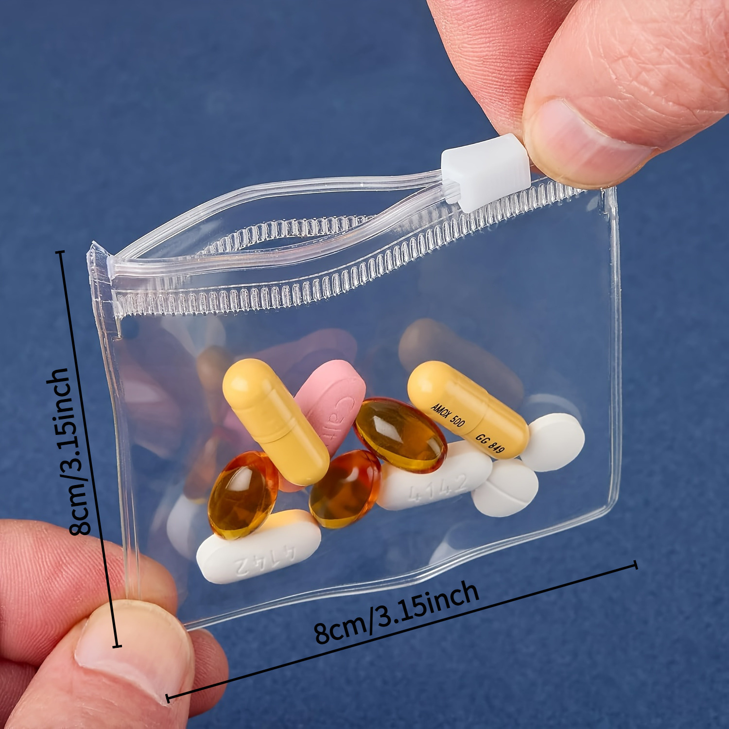 Multi-use case bag with zipper