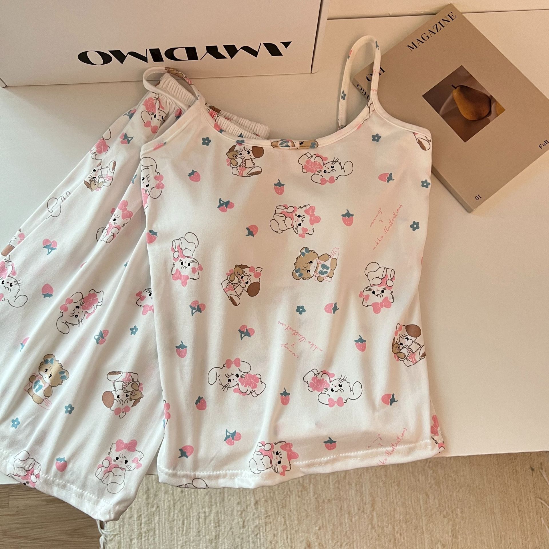 胸パッド付きオールインワンキャミソールレディース夏ピュアセクシーキャミソールストライプショーツパジャマホームウェア2点セット