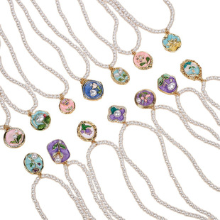 Middle Ancient Oil Painting Style Pendant Natural Baroque Pearl Necklace Women's Light Luxury High-end New Chinese Style National Style Clavicle Chain